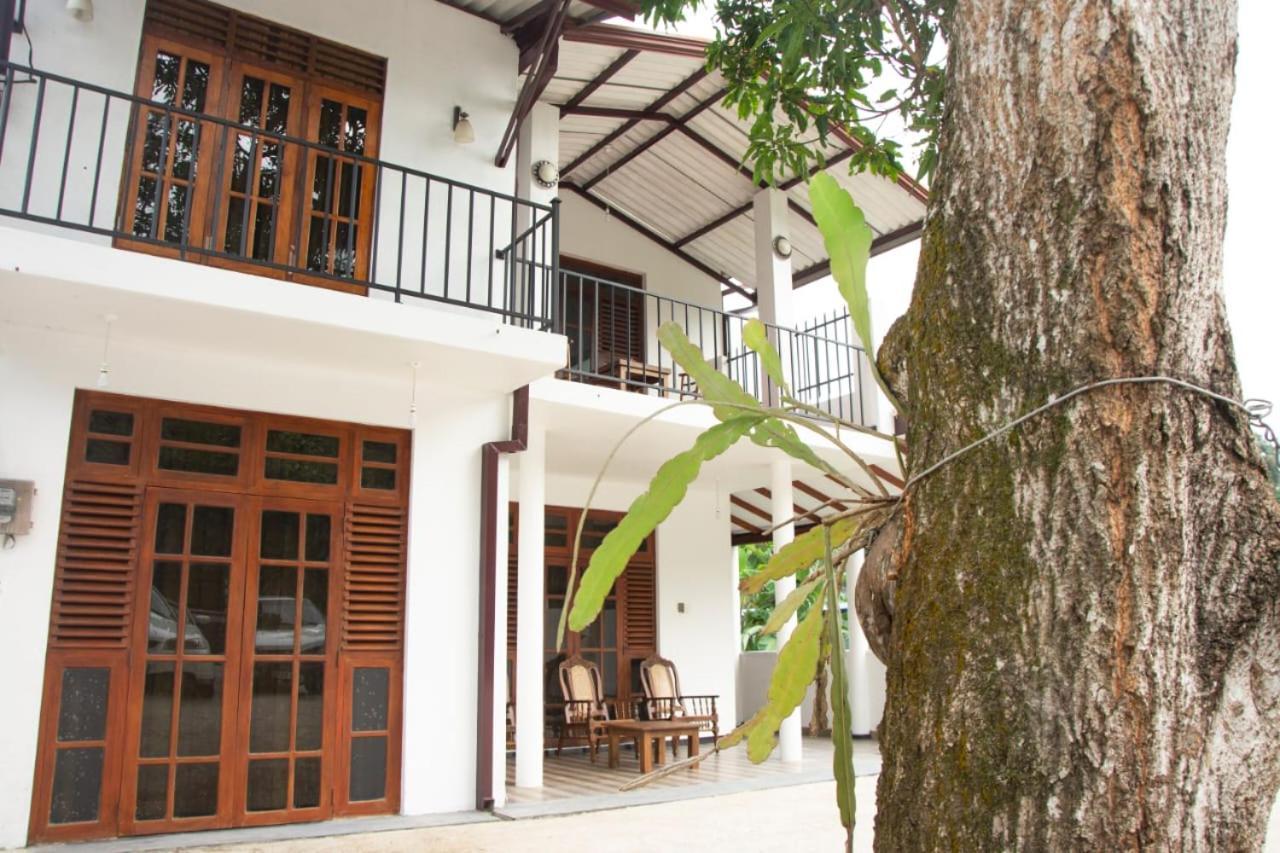 Sanmi Airport Resort Katunayaka Exterior foto