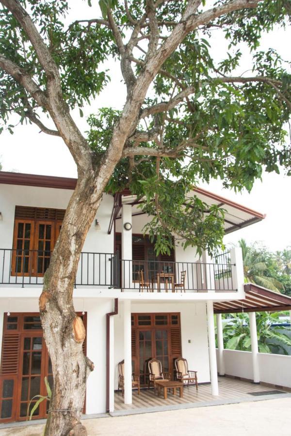 Sanmi Airport Resort Katunayaka Exterior foto
