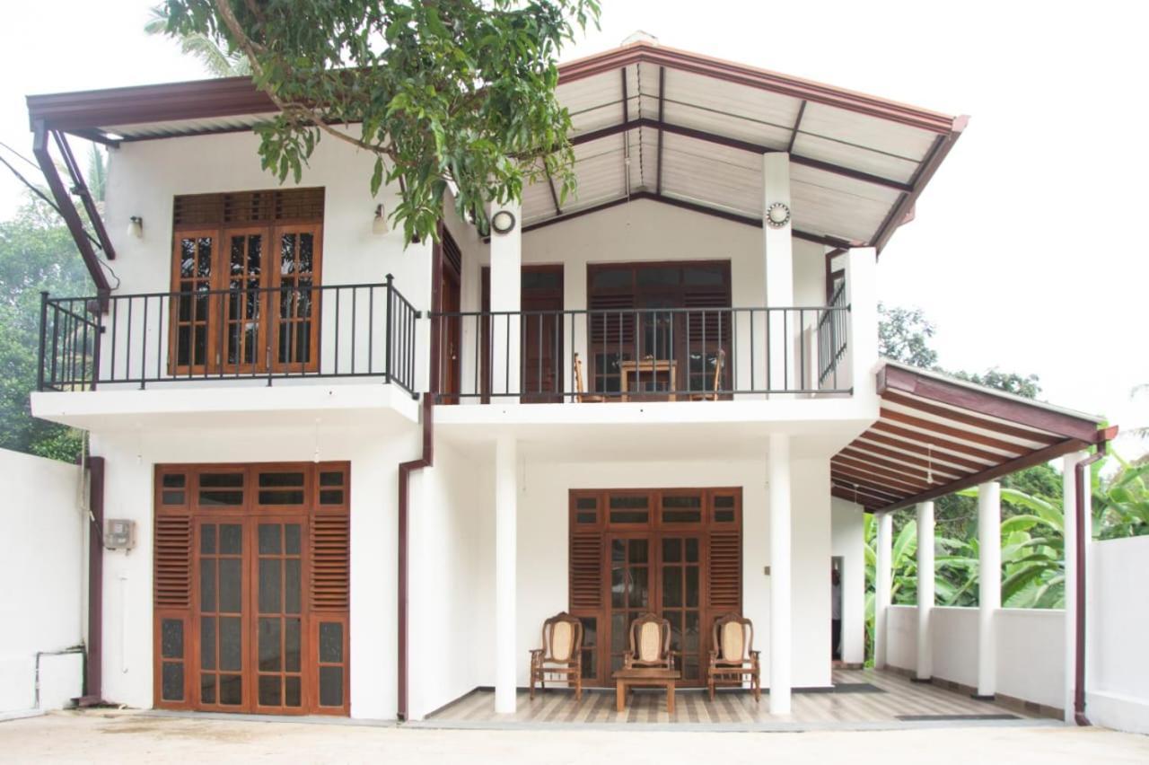 Sanmi Airport Resort Katunayaka Exterior foto
